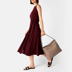 Farah Hobo Bag M, taupe, Aigner