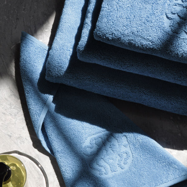 DAMASK TERRY Towel, bright blue DAMASK TERRY Towel, bright blue, Georg Jensen Damask