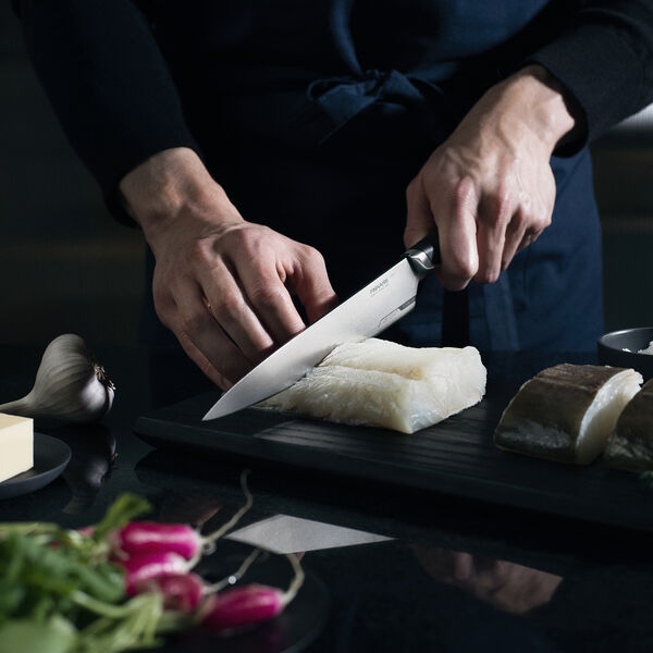 Taiten Carving Knife, Fiskars