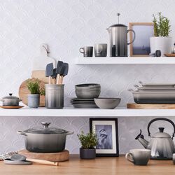 Signature round cast iron pot &Oslash; 20 cm, flint, Le Creuset