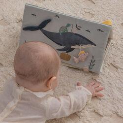 Fold-Out Tummy Time Triangle, Sebra
