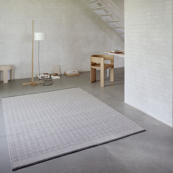 Stratum Echo Rug, grey, Linie Design