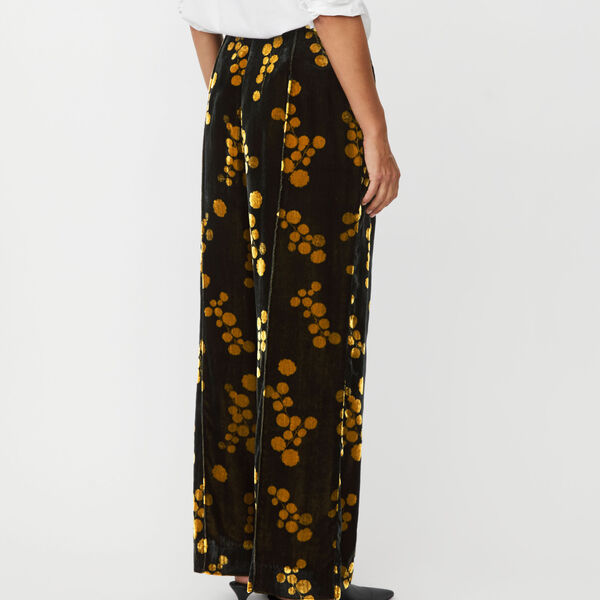 MaPetrilla, rubber, Masai